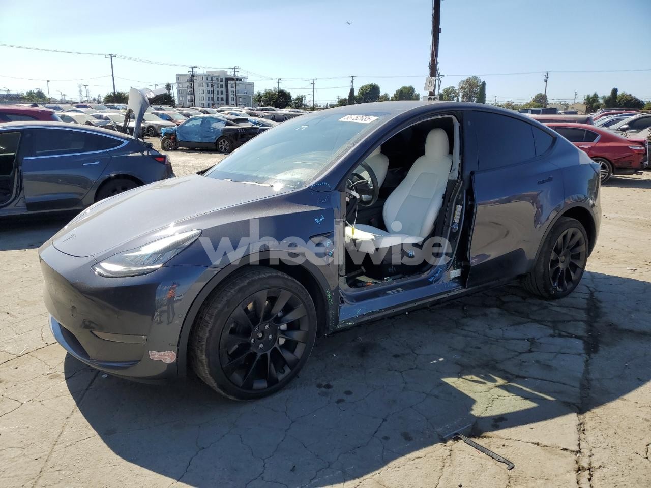 2021 TESLA MODEL Y (VIN 5YJYGDEE0MF065951) main photo
