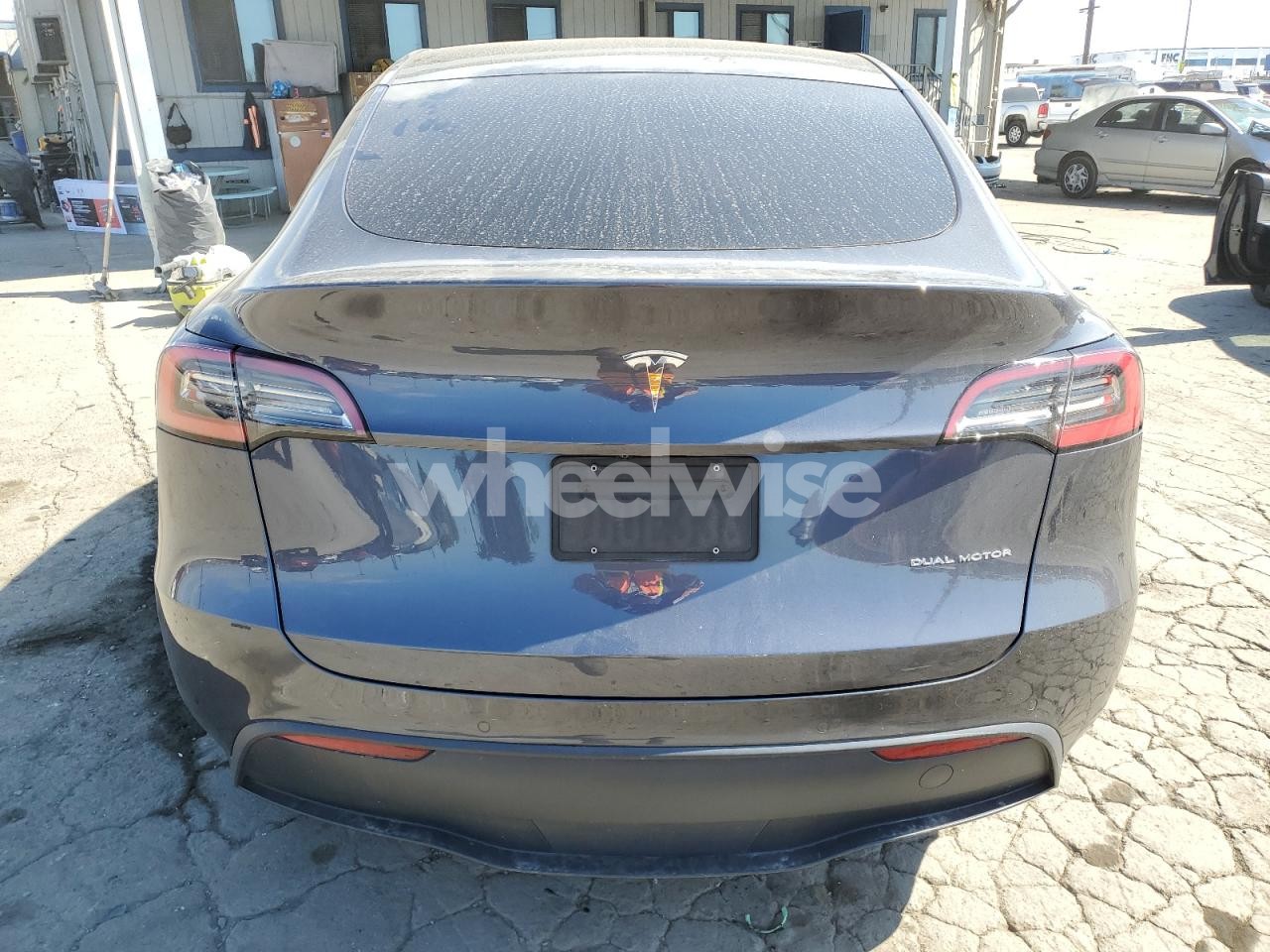 Photo 6 of 2021 TESLA MODEL Y (VIN 5YJYGDEE0MF065951)