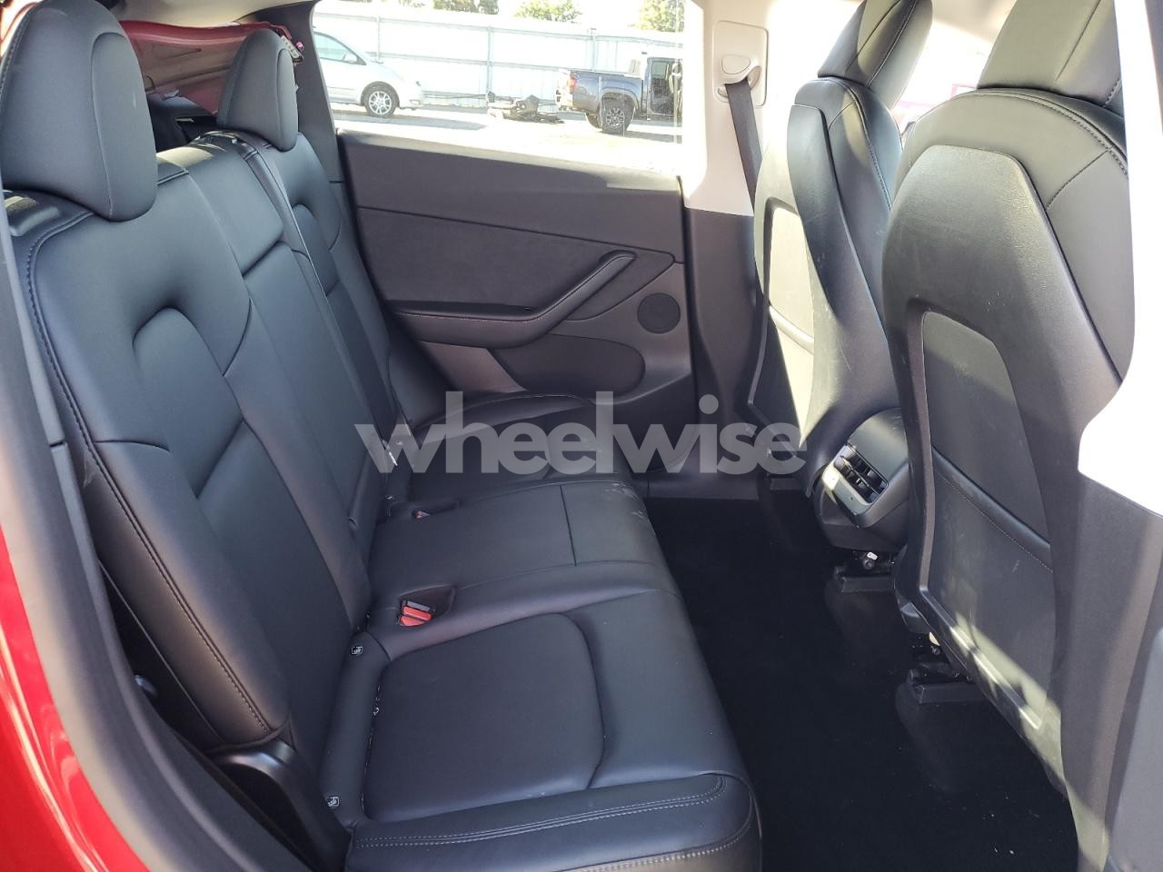 Photo 10 of 2021 TESLA MODEL Y (VIN 5YJYGDEE0MF093846)