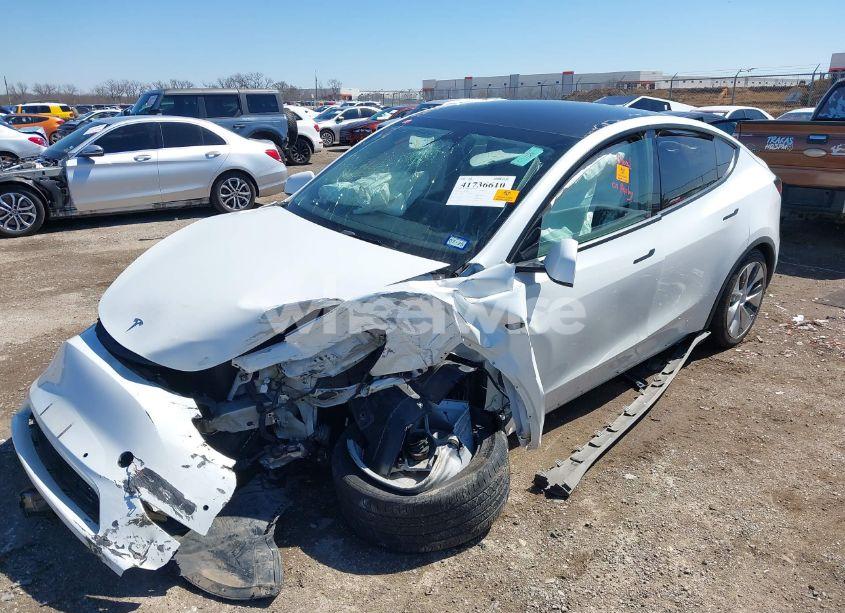 Photo 6 of 2021 Tesla Model Y LONG RANGE DUAL MOTOR ALL-WHEEL DRIVE (VIN 5YJYGDEE0MF106255)