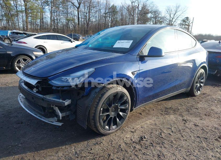 Photo 2 of 2021 Tesla Model Y LONG RANGE DUAL MOTOR ALL-WHEEL DRIVE (VIN 5YJYGDEE0MF198841)