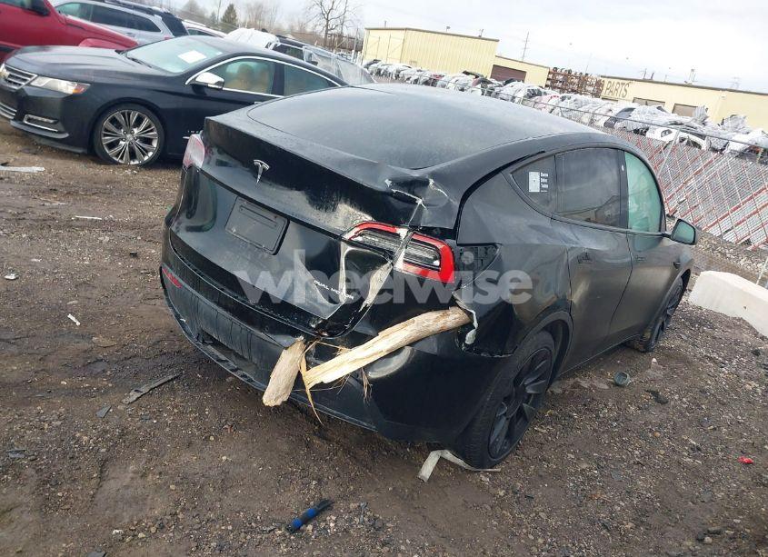 Photo 4 of 2021 Tesla Model Y LONG RANGE DUAL MOTOR ALL-WHEEL DRIVE (VIN 5YJYGDEE0MF201432)