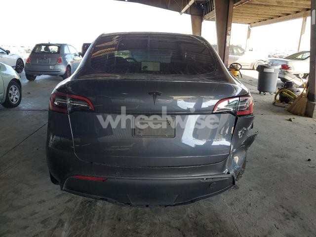 2021 TESLA MODEL Y (VIN 5YJYGDEE0MF274171) main photo