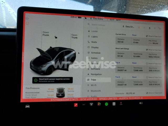 Photo 2 of 2021 TESLA MODEL Y (VIN 5YJYGDEE0MF274171)