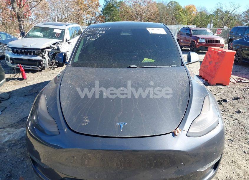 Photo 11 of 2020 Tesla Model Y LONG RANGE DUAL MOTOR ALL-WHEEL DRIVE (VIN 5YJYGDEE1LF009211)