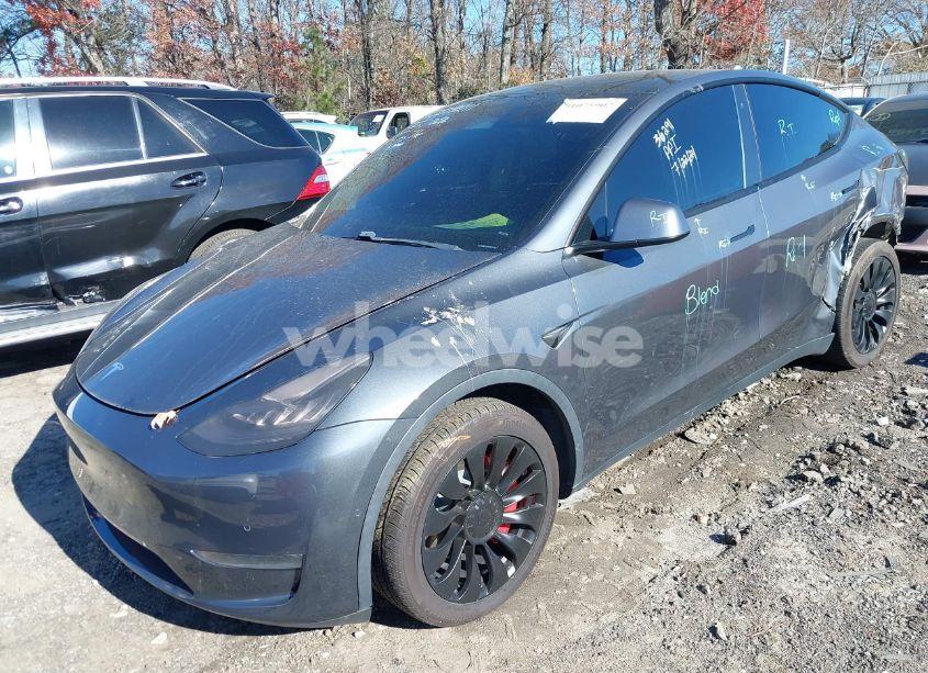 Photo 2 of 2020 Tesla Model Y LONG RANGE DUAL MOTOR ALL-WHEEL DRIVE (VIN 5YJYGDEE1LF009211)