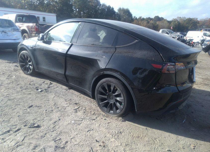 Photo 3 of 2020 Tesla Model Y LONG RANGE DUAL MOTOR ALL-WHEEL DRIVE (VIN 5YJYGDEE1LF025442)