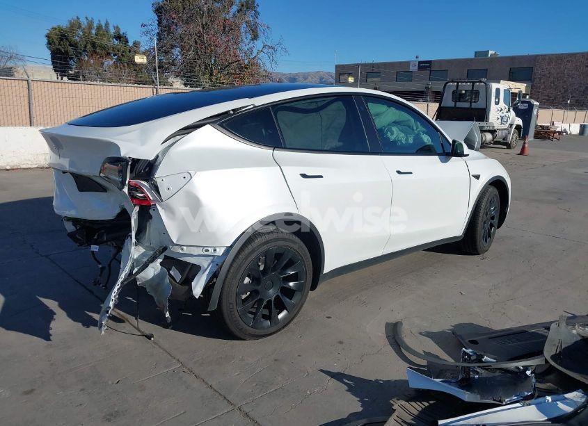 Photo 4 of 2020 Tesla Model Y LONG RANGE DUAL MOTOR ALL-WHEEL DRIVE (VIN 5YJYGDEE1LF058392)