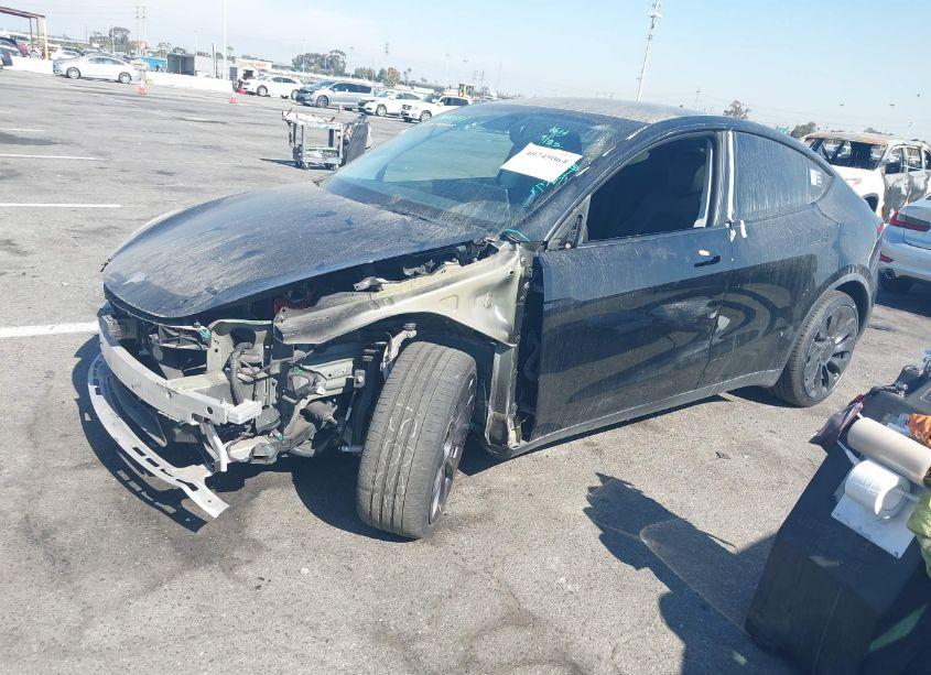 Photo 2 of 2021 Tesla Model Y LONG RANGE DUAL MOTOR ALL-WHEEL DRIVE (VIN 5YJYGDEE1MF093922)