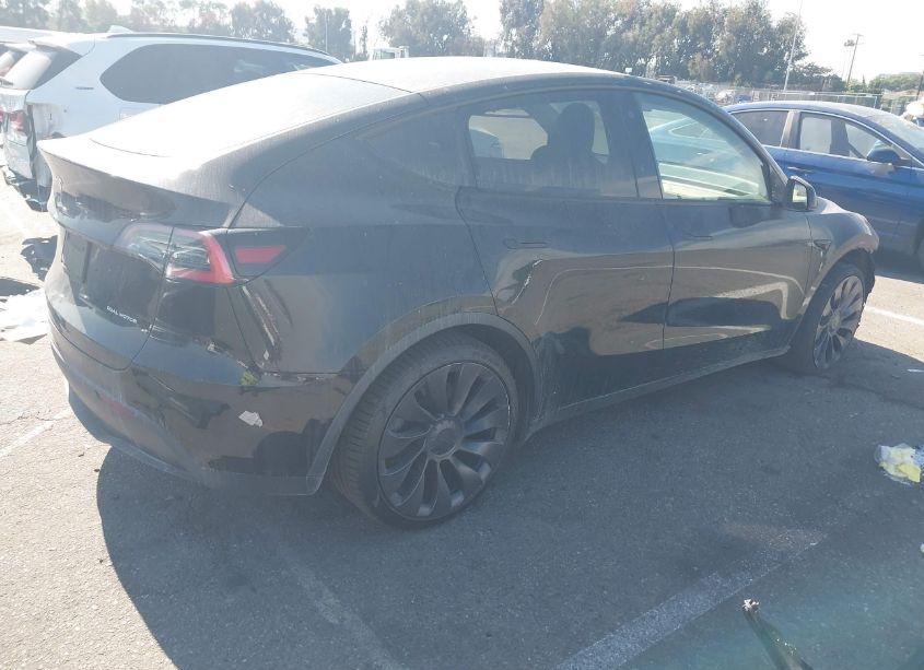 Photo 4 of 2021 Tesla Model Y LONG RANGE DUAL MOTOR ALL-WHEEL DRIVE (VIN 5YJYGDEE1MF093922)