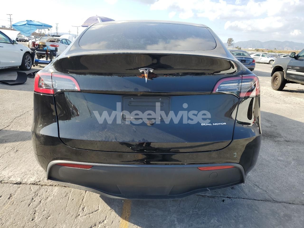 Photo 6 of 2021 TESLA MODEL Y (VIN 5YJYGDEE1MF095377)