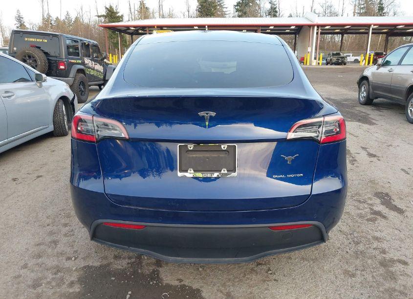 Photo 17 of 2021 Tesla Model Y LONG RANGE DUAL MOTOR ALL-WHEEL DRIVE (VIN 5YJYGDEE1MF108483)