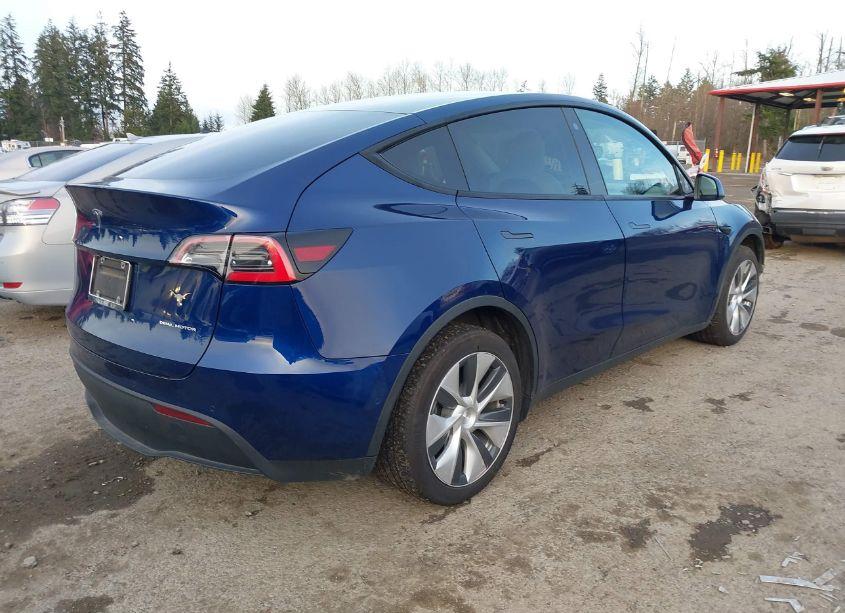 Photo 4 of 2021 Tesla Model Y LONG RANGE DUAL MOTOR ALL-WHEEL DRIVE (VIN 5YJYGDEE1MF108483)