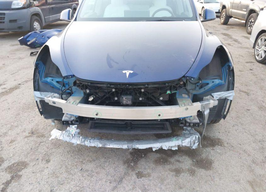 Photo 6 of 2021 Tesla Model Y LONG RANGE DUAL MOTOR ALL-WHEEL DRIVE (VIN 5YJYGDEE1MF108483)