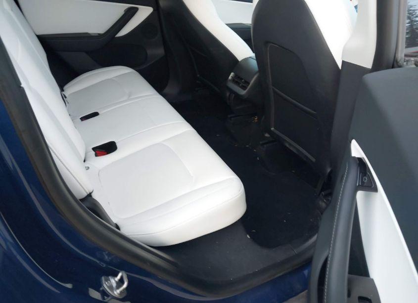 Photo 8 of 2021 Tesla Model Y LONG RANGE DUAL MOTOR ALL-WHEEL DRIVE (VIN 5YJYGDEE1MF108483)