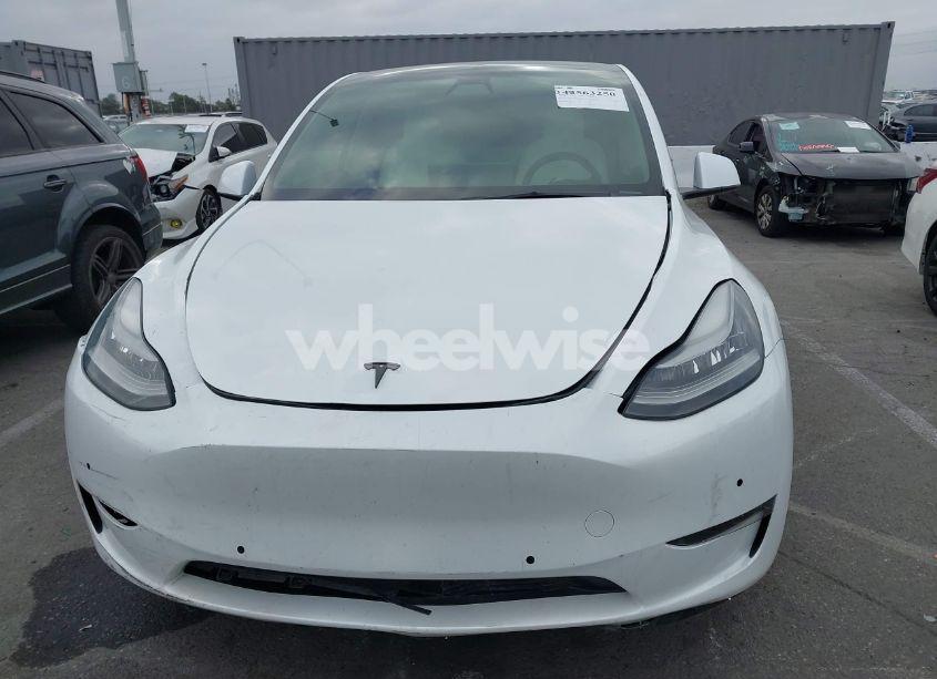 Photo 12 of 2021 Tesla Model Y LONG RANGE DUAL MOTOR ALL-WHEEL DRIVE (VIN 5YJYGDEE1MF152256)