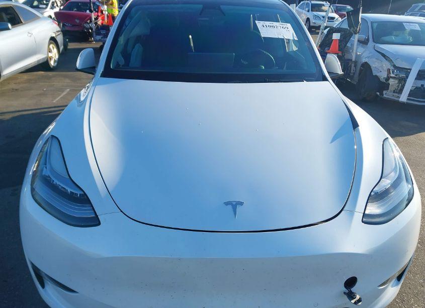 Photo 10 of 2021 Tesla Model Y LONG RANGE DUAL MOTOR ALL-WHEEL DRIVE (VIN 5YJYGDEE1MF174869)