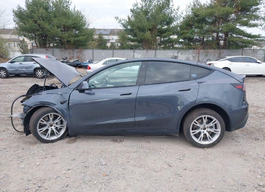 Photo 14 of 2020 Tesla Model Y LONG RANGE DUAL MOTOR ALL-WHEEL DRIVE (VIN 5YJYGDEE2LF026230)