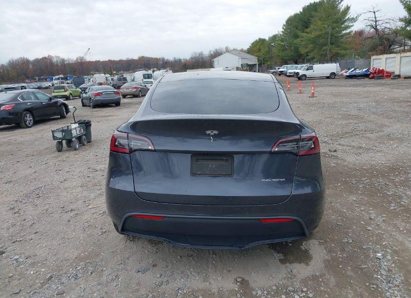 Photo 16 of 2020 Tesla Model Y LONG RANGE DUAL MOTOR ALL-WHEEL DRIVE (VIN 5YJYGDEE2LF026230)