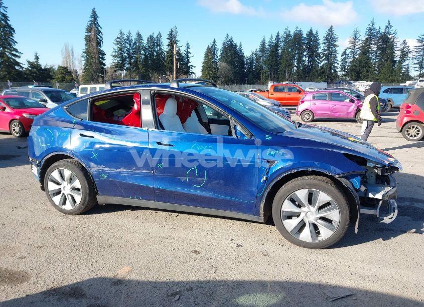 Photo 14 of 2020 Tesla Model Y LONG RANGE DUAL MOTOR ALL-WHEEL DRIVE (VIN 5YJYGDEE2LF031136)