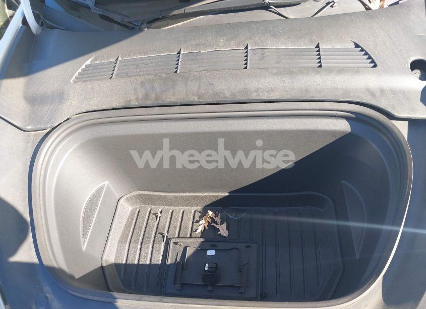 Photo 10 of 2020 Tesla Model Y LONG RANGE DUAL MOTOR ALL-WHEEL DRIVE (VIN 5YJYGDEE2LF044193)