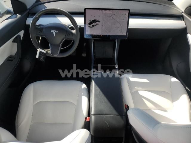 Photo 11 of 2020 TESLA MODEL Y (VIN 5YJYGDEE2LF056893)
