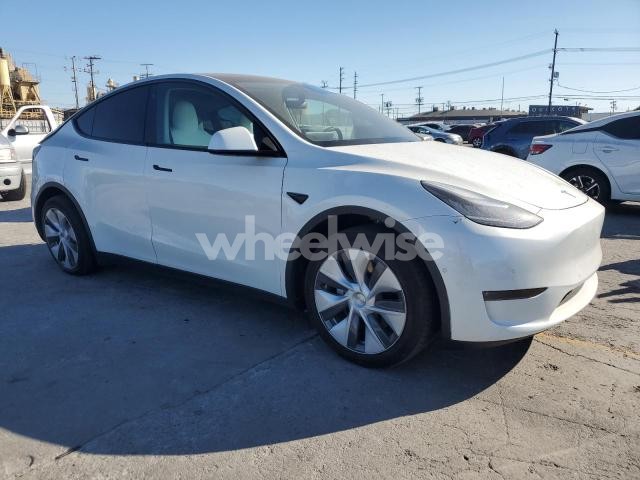 Photo 5 of 2020 TESLA MODEL Y (VIN 5YJYGDEE2LF056893)