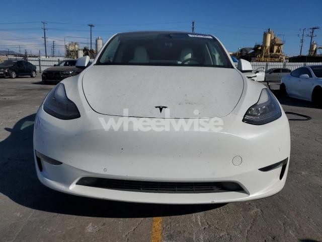 Photo 6 of 2020 TESLA MODEL Y (VIN 5YJYGDEE2LF056893)