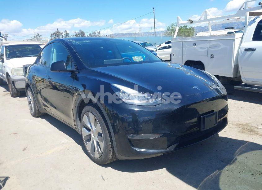 2020 Tesla Model Y LONG RANGE DUAL MOTOR ALL-WHEEL DRIVE (VIN 5YJYGDEE2LF059177) main photo