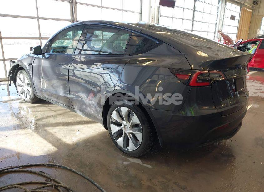 Photo 3 of 2021 Tesla Model Y LONG RANGE DUAL MOTOR ALL-WHEEL DRIVE (VIN 5YJYGDEE2MF087871)
