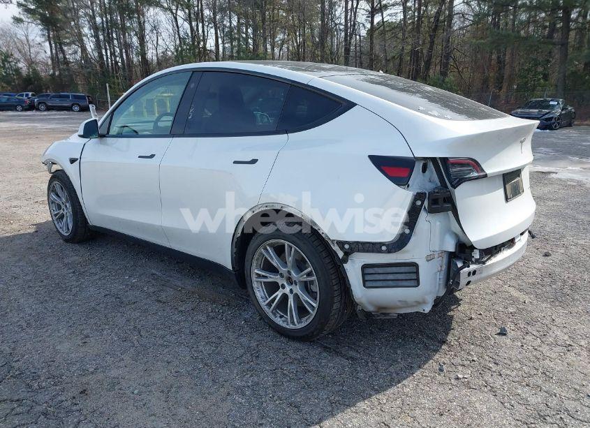Photo 3 of 2021 Tesla Model Y LONG RANGE DUAL MOTOR ALL-WHEEL DRIVE (VIN 5YJYGDEE2MF149639)