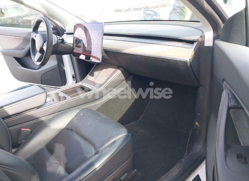 Photo 5 of 2021 Tesla Model Y LONG RANGE DUAL MOTOR ALL-WHEEL DRIVE (VIN 5YJYGDEE2MF149639)