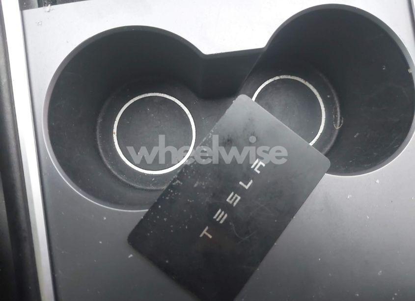 Photo 11 of 2021 Tesla Model Y LONG RANGE DUAL MOTOR ALL-WHEEL DRIVE (VIN 5YJYGDEE2MF186299)