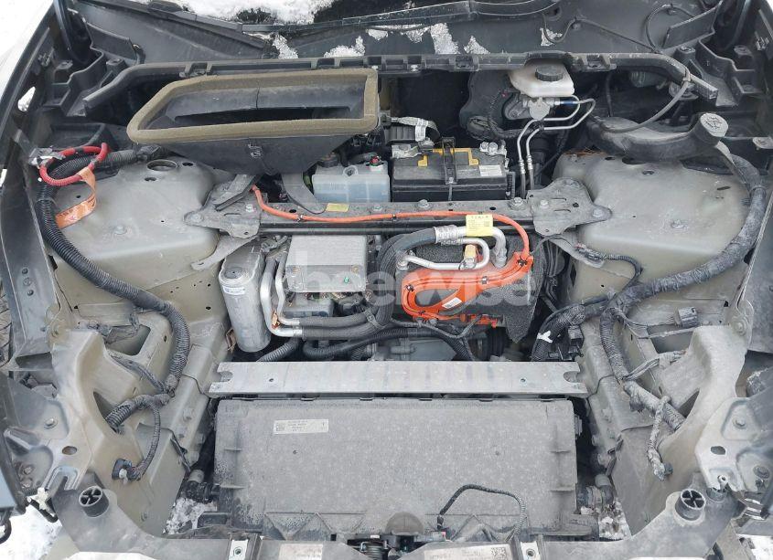 Photo 10 of 2021 Tesla Model Y LONG RANGE DUAL MOTOR ALL-WHEEL DRIVE (VIN 5YJYGDEE2MF196122)