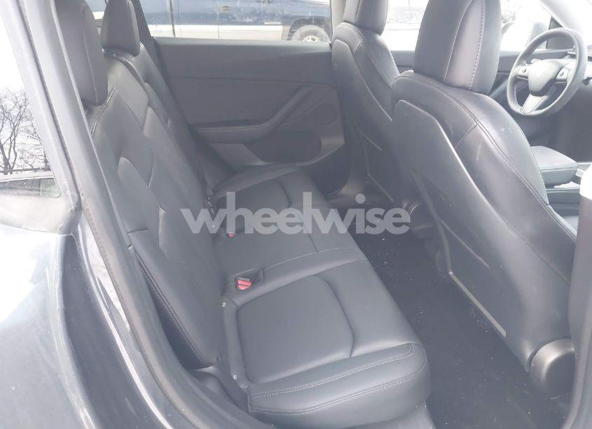 Photo 8 of 2021 Tesla Model Y LONG RANGE DUAL MOTOR ALL-WHEEL DRIVE (VIN 5YJYGDEE2MF196122)