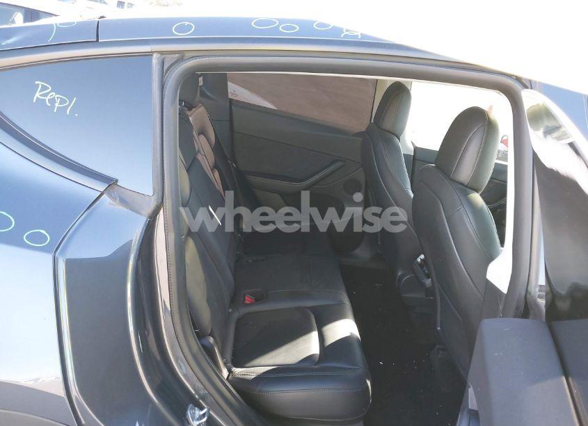 Photo 8 of 2021 Tesla Model Y LONG RANGE DUAL MOTOR ALL-WHEEL DRIVE (VIN 5YJYGDEE2MF254391)