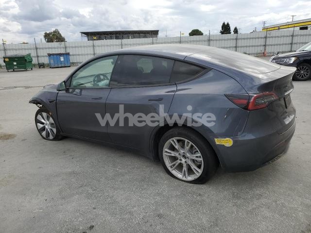 Photo 2 of 2021 TESLA MODEL Y (VIN 5YJYGDEE2MF257999)