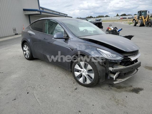 Photo 6 of 2021 TESLA MODEL Y (VIN 5YJYGDEE2MF257999)