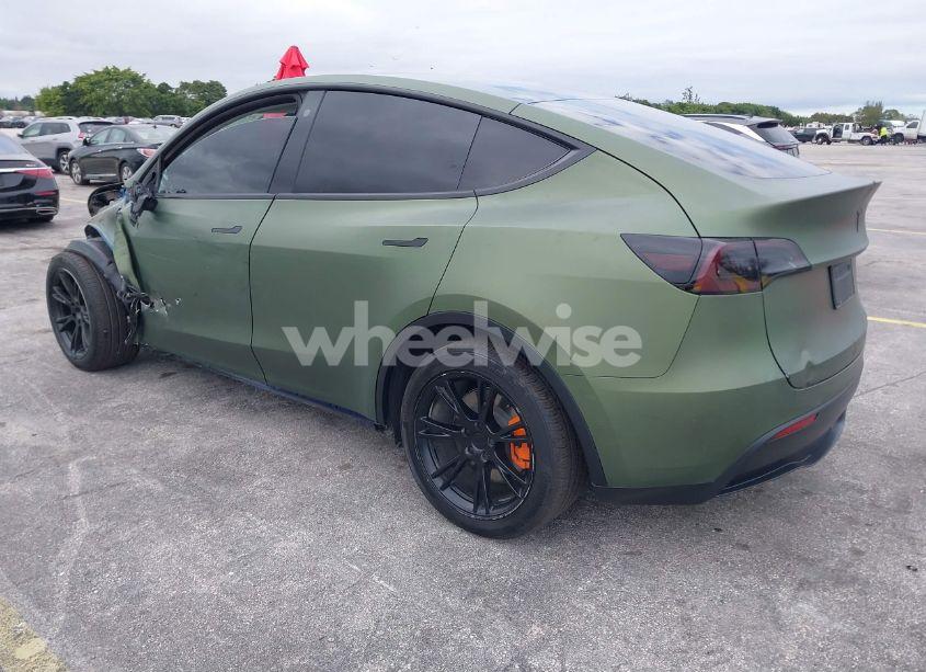 Photo 3 of 2021 Tesla Model Y LONG RANGE DUAL MOTOR ALL-WHEEL DRIVE (VIN 5YJYGDEE2MF298956)