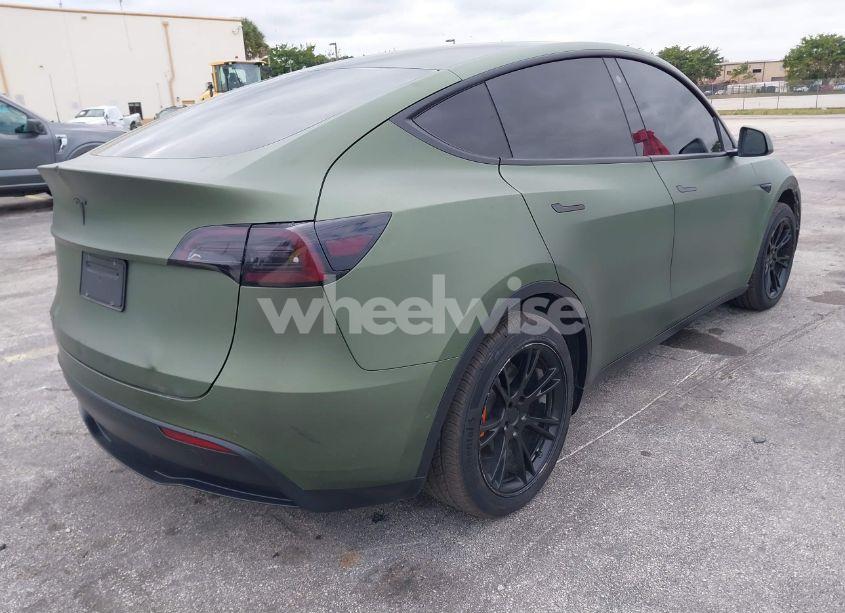 Photo 4 of 2021 Tesla Model Y LONG RANGE DUAL MOTOR ALL-WHEEL DRIVE (VIN 5YJYGDEE2MF298956)