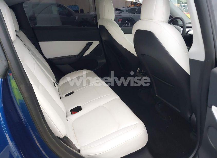 Photo 8 of 2021 Tesla Model Y LONG RANGE DUAL MOTOR ALL-WHEEL DRIVE (VIN 5YJYGDEE2MF298956)