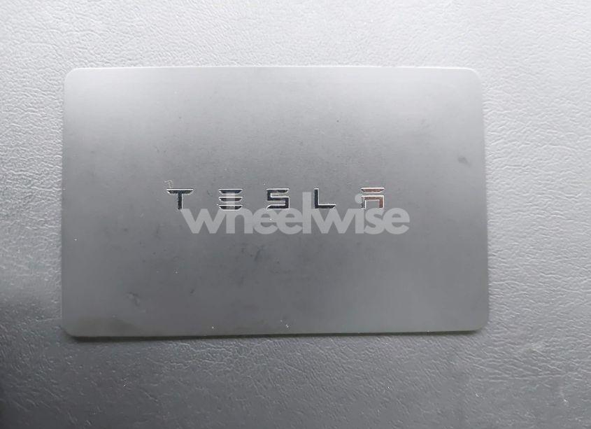 Photo 11 of 2020 Tesla Model Y LONG RANGE DUAL MOTOR ALL-WHEEL DRIVE (VIN 5YJYGDEE3LF029556)