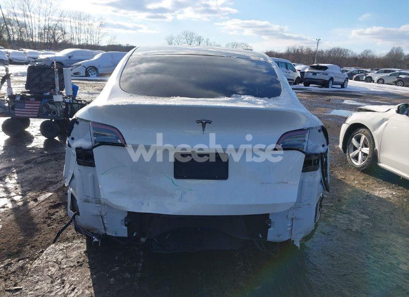 Photo 16 of 2020 Tesla Model Y LONG RANGE DUAL MOTOR ALL-WHEEL DRIVE (VIN 5YJYGDEE3LF044932)