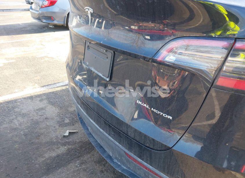 Photo 19 of 2021 Tesla Model Y LONG RANGE DUAL MOTOR ALL-WHEEL DRIVE (VIN 5YJYGDEE3MF084686)