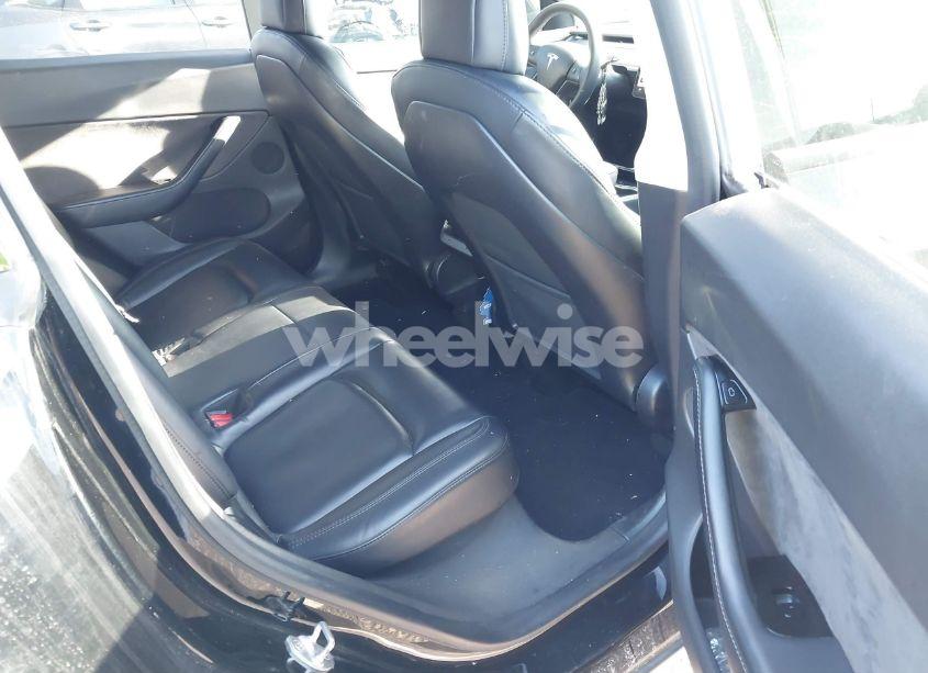 Photo 8 of 2021 Tesla Model Y LONG RANGE DUAL MOTOR ALL-WHEEL DRIVE (VIN 5YJYGDEE3MF084686)