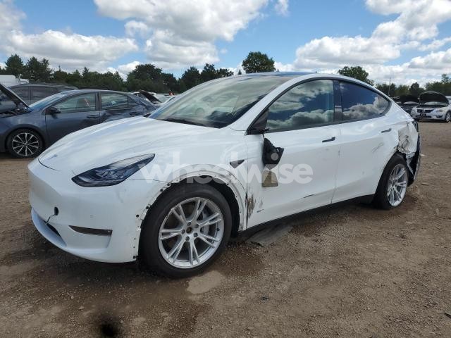 Photo 8 of 2021 TESLA MODEL Y (VIN 5YJYGDEE3MF148774)