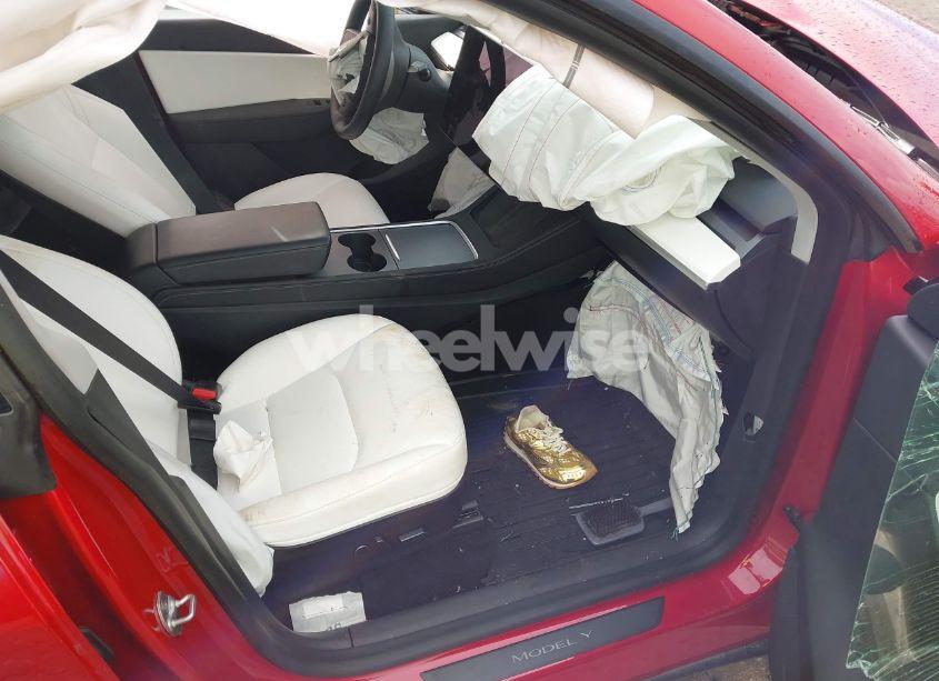 Photo 5 of 2021 Tesla Model Y LONG RANGE DUAL MOTOR ALL-WHEEL DRIVE (VIN 5YJYGDEE3MF173321)