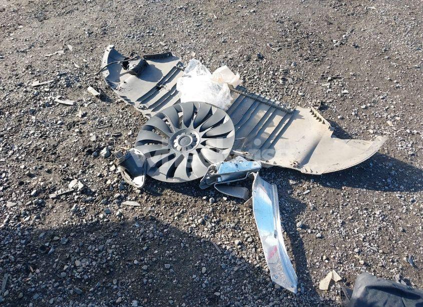 Photo 11 of 2021 Tesla Model Y LONG RANGE DUAL MOTOR ALL-WHEEL DRIVE (VIN 5YJYGDEE3MF196128)