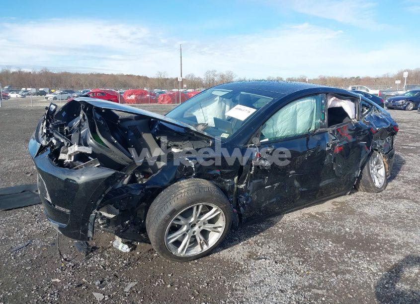 Photo 6 of 2021 Tesla Model Y LONG RANGE DUAL MOTOR ALL-WHEEL DRIVE (VIN 5YJYGDEE3MF196128)