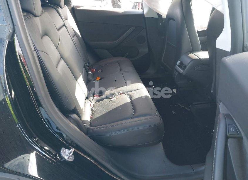 Photo 8 of 2021 Tesla Model Y LONG RANGE DUAL MOTOR ALL-WHEEL DRIVE (VIN 5YJYGDEE3MF196128)